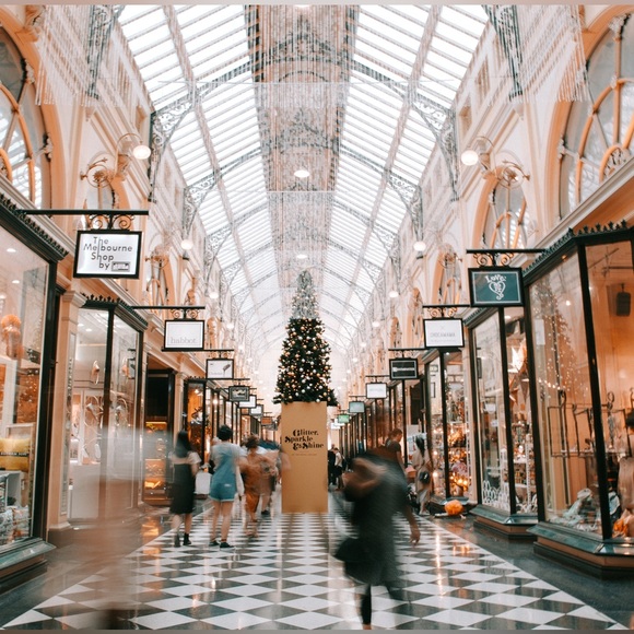 Meet Your Posher, Victoria - Picture 1 of 2